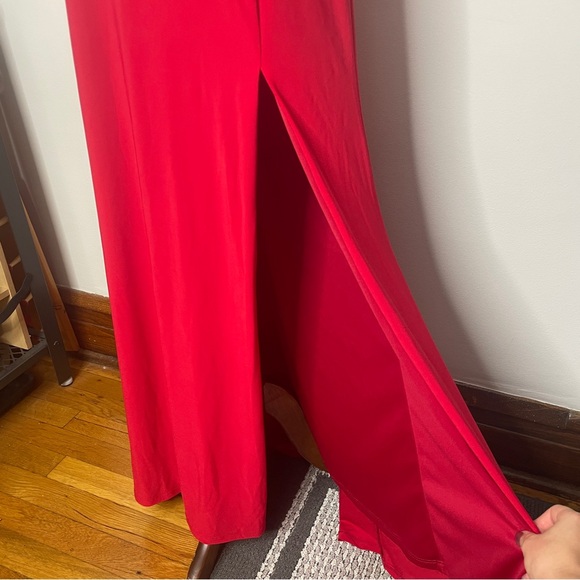 NWT Jump Apparel Red Low Back Evening Gown - Picture 4 of 6